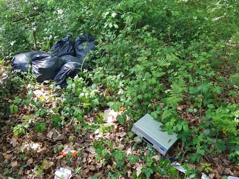 Dumped rubbish leads to £300 fine